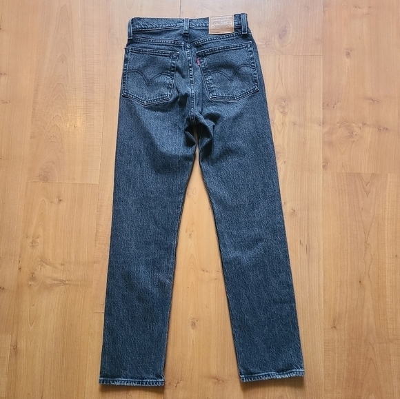 Levi's Wedgie Straight Jeans - Picture 2 of 14